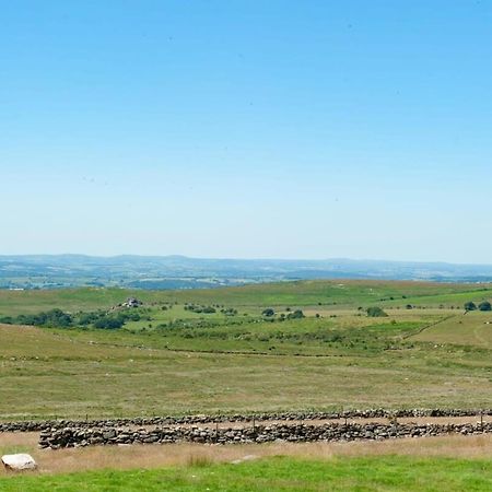 Dartmoor Barn On North Hessary Tor Villa เยลเวอร์ตัน ภายนอก รูปภาพ